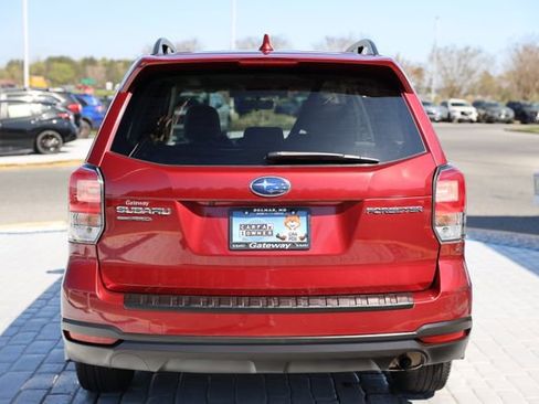Used 2018 Subaru Forester 2.5i Premium image 4