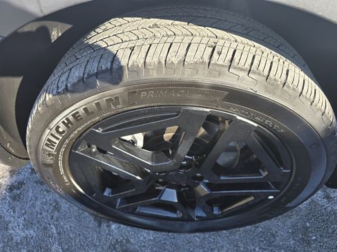 Used 2025 Kia Telluride EX X-Line image 11