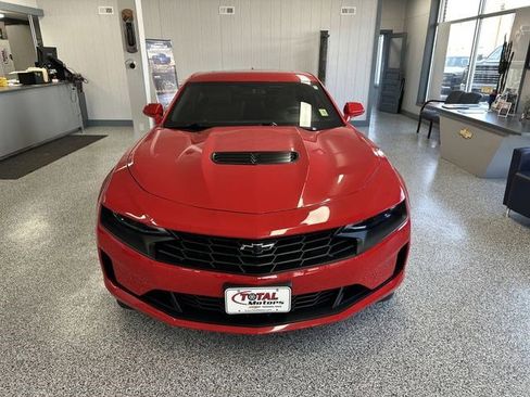 Used 2023 Chevrolet Camaro LT image 3