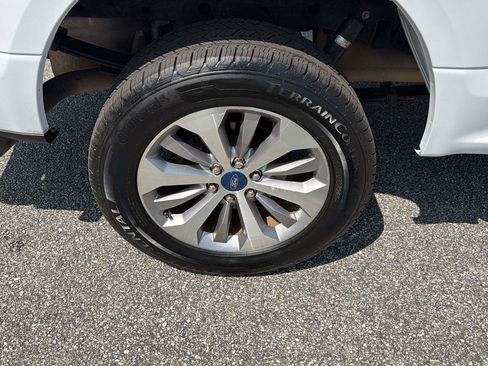 Used 2018 Ford F150 XL w/ Equipment Group 101A Mid AWD/4WD image 38