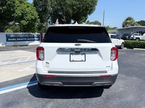 Used 2020 Ford Explorer XLT w/ Equipment Group 202A AWD/4WD image 5