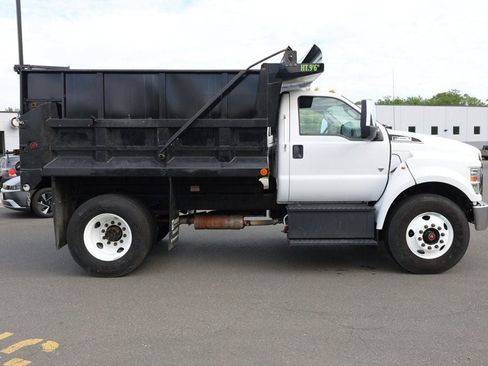 Used 2022 Ford F650 2WD Regular Cab Super Duty image 6
