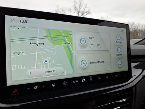 Used 2024 Ford Escape ST-Line w/ Tech Pack #1 image 16