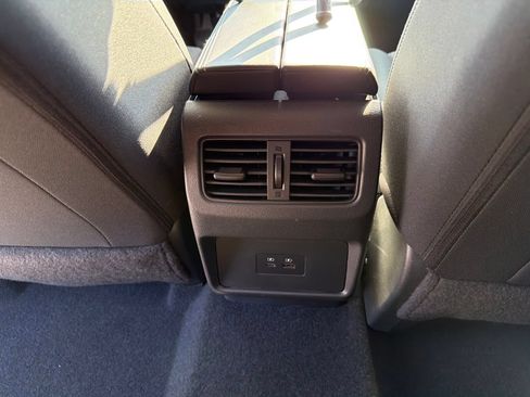 Certified 2023 Nissan Rogue SV FWD image 30