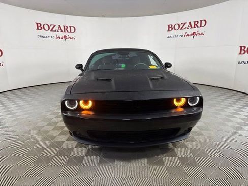 Used 2016 Dodge Challenger SXT w/ Blacktop Package RWD image 2