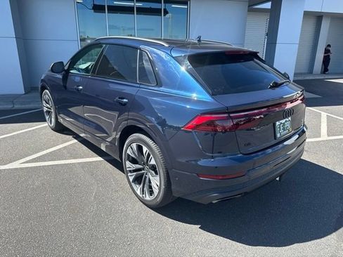 Used 2025 Audi Q8 Premium Plus AWD/4WD image 4