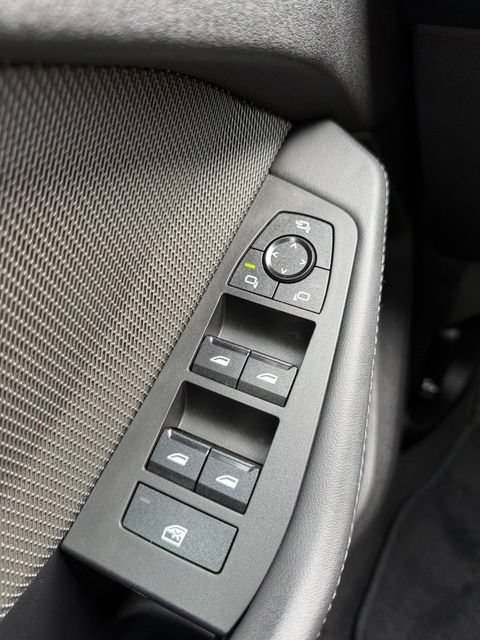 Used 2025 BMW 228i xDrive AWD/4WD image 17