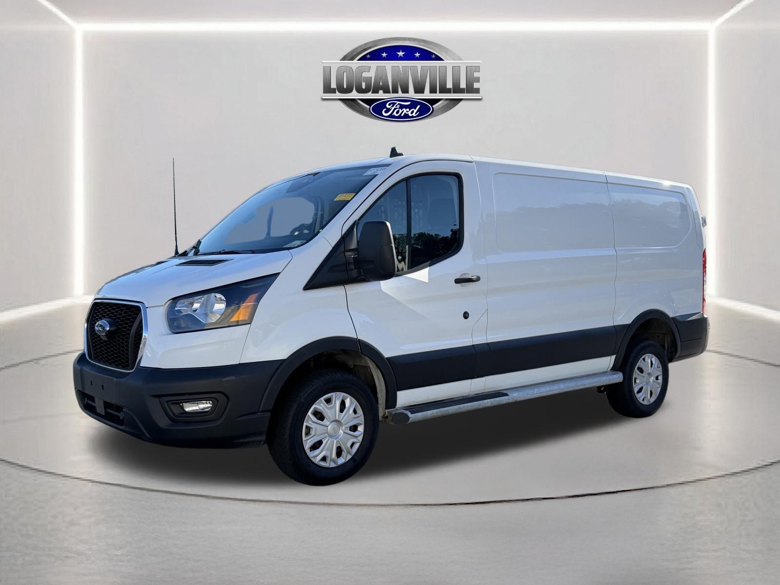 Used 2025 Ford Transit 250 Low Roof w/ Exterior Upgrade Package RWD image 1