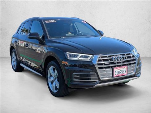 Used 2019 Audi Q5 2.0T Premium Plus w/ Premium Plus Package image 3