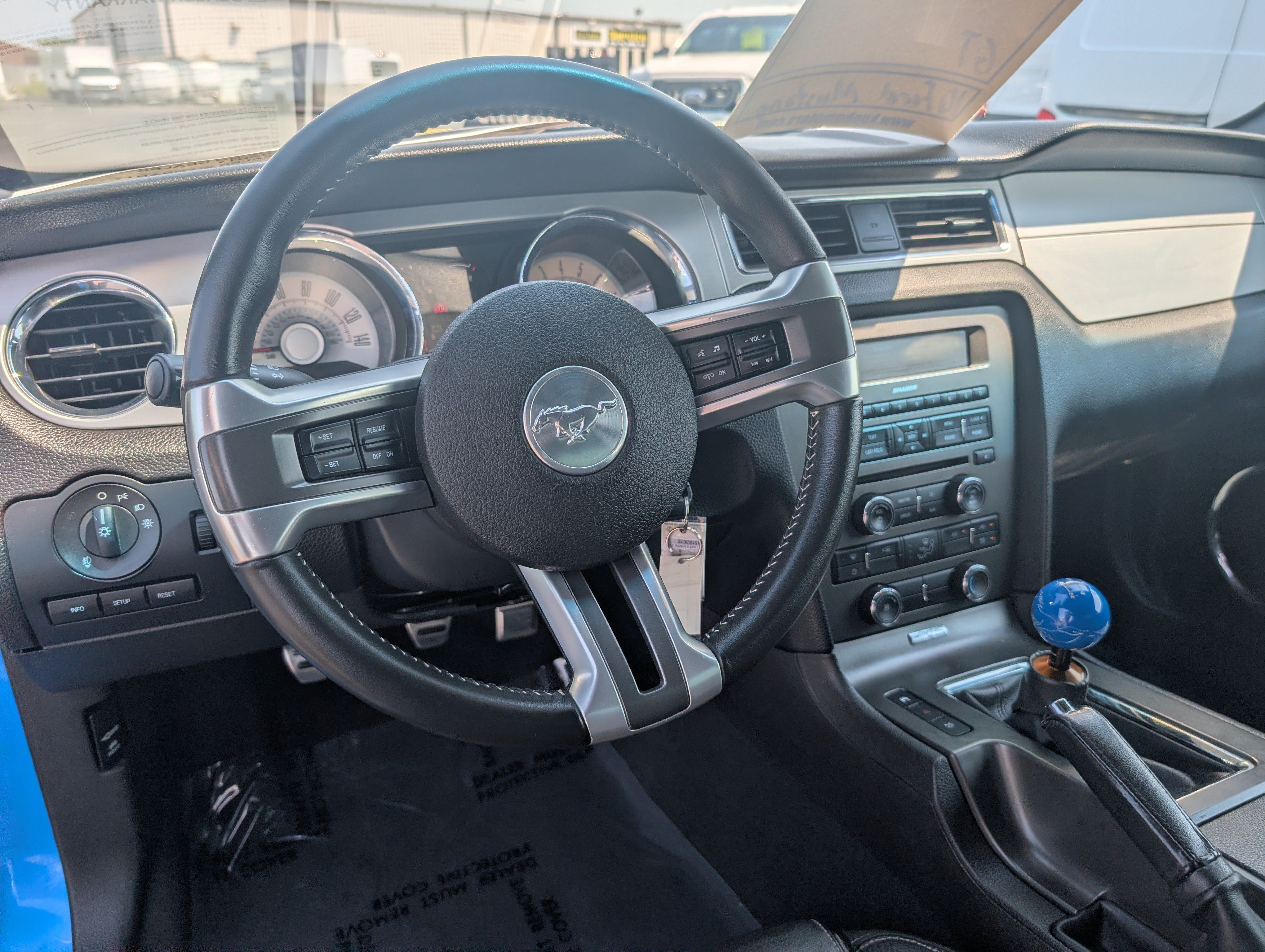 Used 2010 Ford Mustang GT Premium RWD image 13