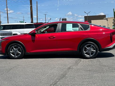 Used 2025 Kia K4 FWD image 8