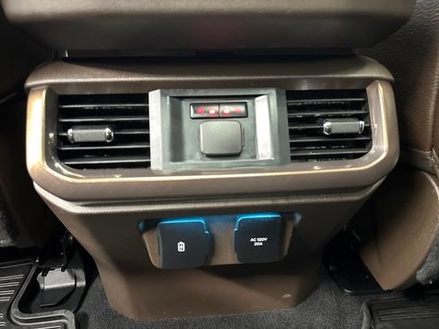 Certified 2025 Ford F150 King Ranch AWD/4WD image 36