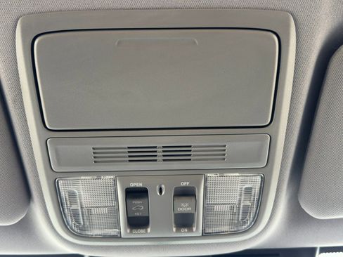 Used 2022 Honda CR-V EX image 29