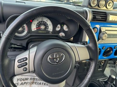 Used 2007 Toyota FJ Cruiser 4WD image 19