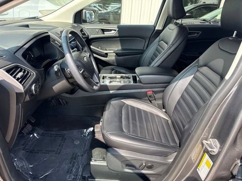 Certified 2024 Ford Edge SEL w/ Convenience Package AWD/4WD image 12