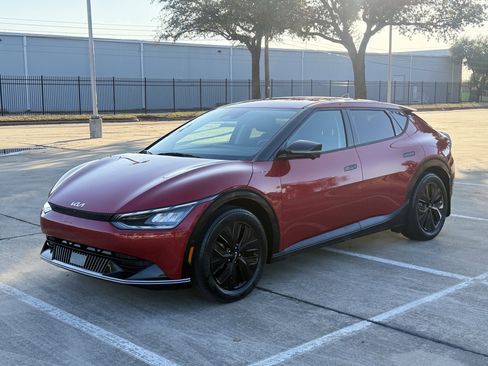 Used 2023 Kia EV6 Wind w/ Wind Technology Package image 4