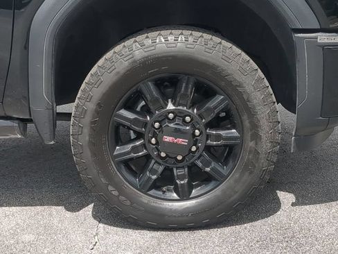 Used 2026 GMC Sierra 2500 AT4 w/ AT4 Premium Plus Package AWD/4WD image 11
