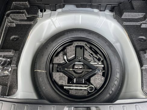 Used 2023 Subaru Forester image 13