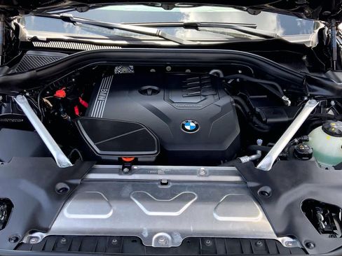 Used 2025 BMW X4 xDrive30i w/ Premium Package AWD/4WD image 32