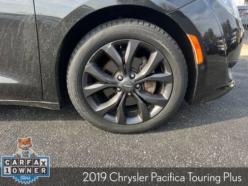 Used 2019 Chrysler Pacifica Touring Plus w/ Advanced Safetytec Group image 12