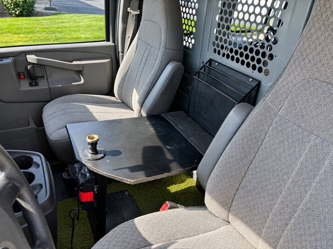 Used 2016 GMC Savana 2500 RWD image 11