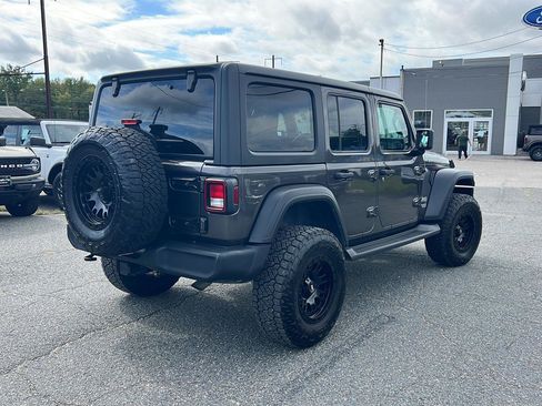 Used 2019 Jeep Wrangler Unlimited Sport S image 5