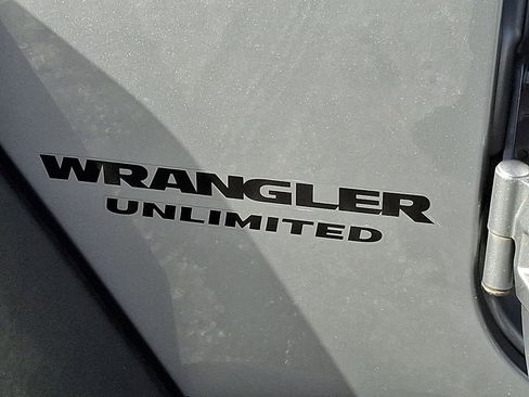 Used 2016 Jeep Wrangler Unlimited Sport w/ Quick Order Package 24S image 28