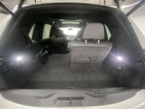 Used 2022 BMW X7 M50i AWD/4WD image 25