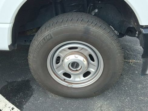 Used 2026 Ford F250 XL AWD/4WD image 4