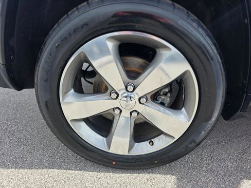 Used 2014 Jeep Grand Cherokee Limited image 20