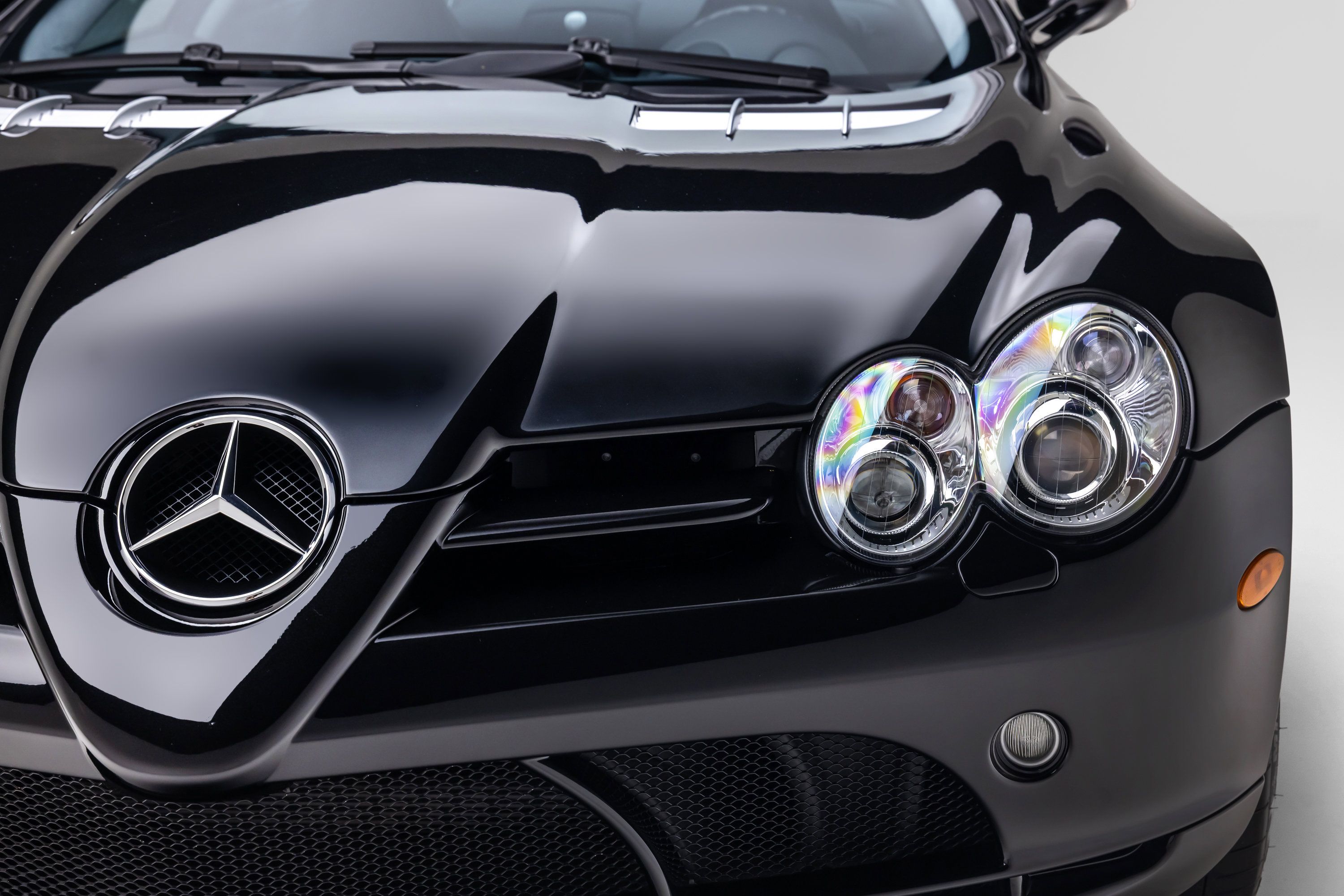 Used 2005 Mercedes-Benz SLR image 29