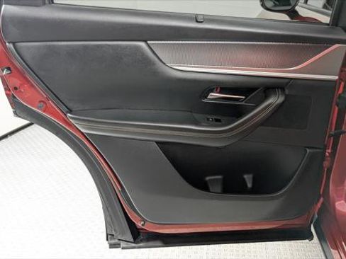 Used 2024 MAZDA CX-90 3.3 Turbo w/ Preferred Plus image 13