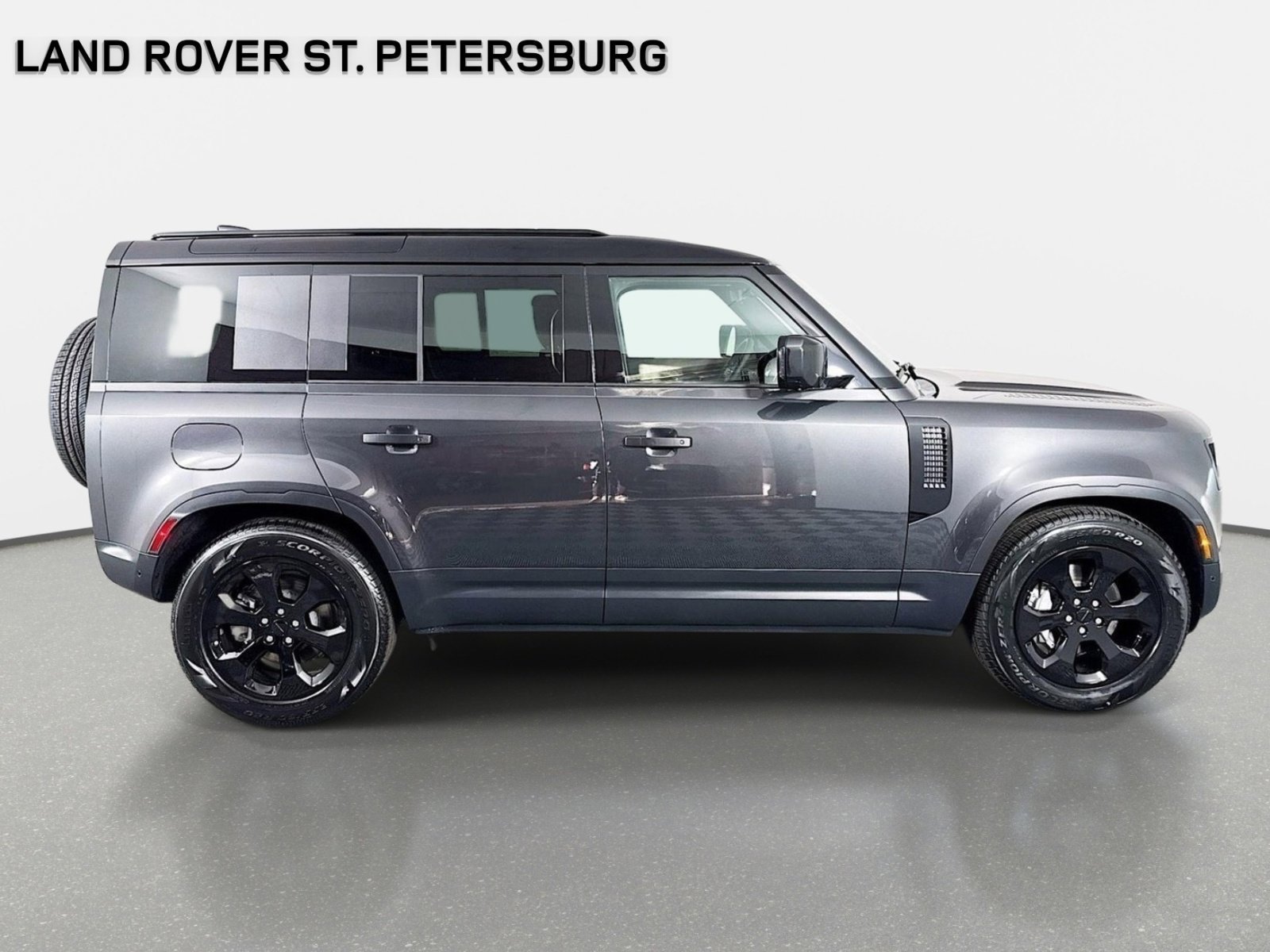Used 2026 Land Rover Defender 110 S AWD/4WD image 4