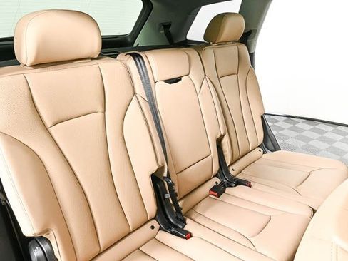 New 2025 Audi Q7 3.0T Premium Plus image 24