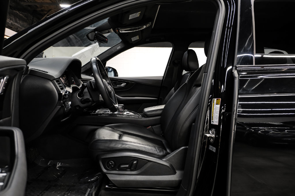 Used 2019 Audi Q7 3.0T Prestige w/ Prestige Package AWD/4WD image 4