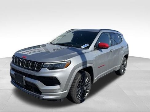 Used 2023 Jeep Compass Limited w/ Elite Group for (Red) Edition image 3