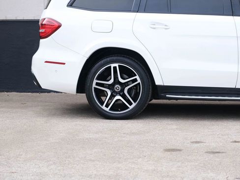 Used 2018 Mercedes-Benz GLS 550 GLS 550 4MATIC Sport Utility 4 w/ Driver Assistance Package image 12