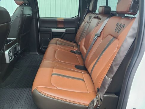 Used 2018 Ford F150 King Ranch w/ Equipment Group 601A Luxury AWD/4WD image 39