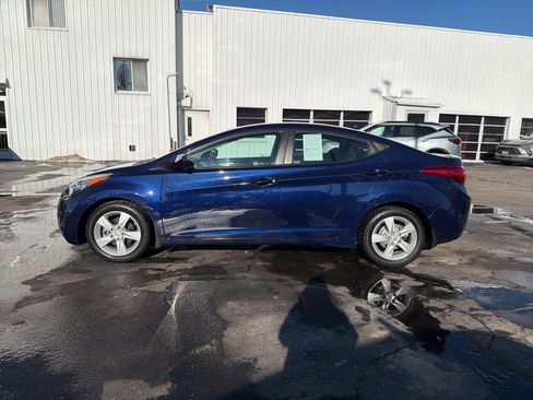 Used 2013 Hyundai Elantra GLS image 4