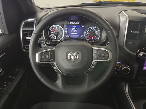 Used 2025 RAM 1500 Big Horn AWD/4WD image 15