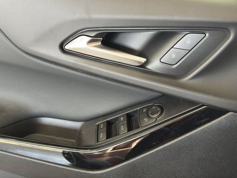 New 2026 Chevrolet Equinox LT AWD/4WD image 24