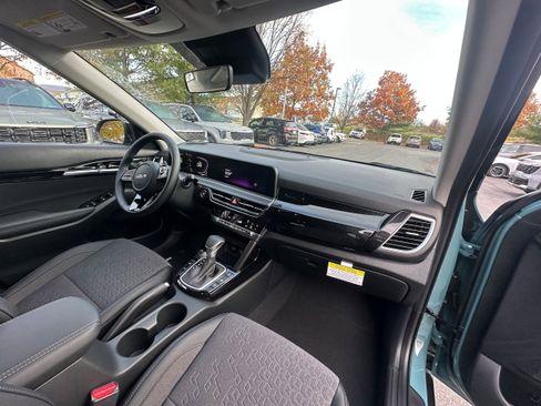New 2026 Kia Seltos S image 25