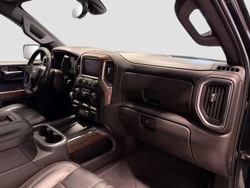 Used 2020 Chevrolet Silverado 1500 High Country w/ Technology Package image 26