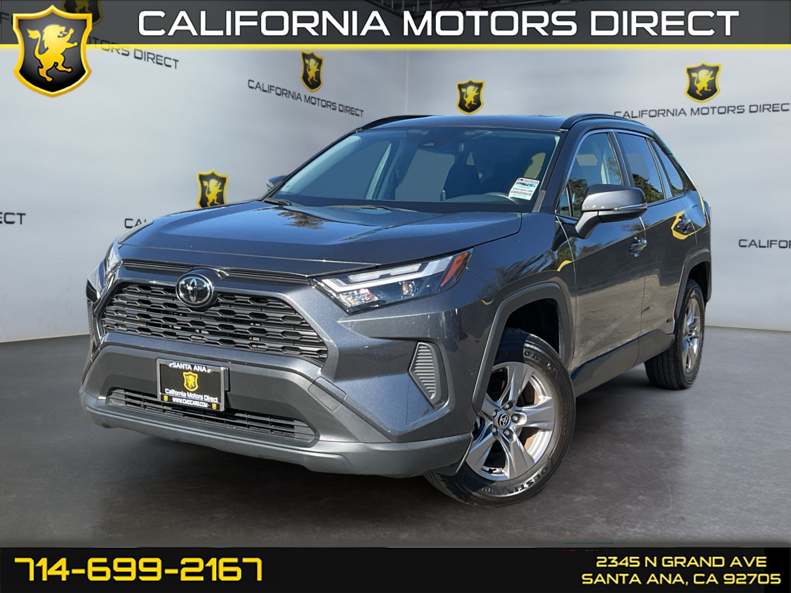 Used 2025 Toyota RAV4 LE AWD/4WD image 1