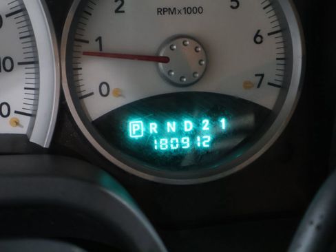 Used 2005 Dodge Dakota SLT image 31