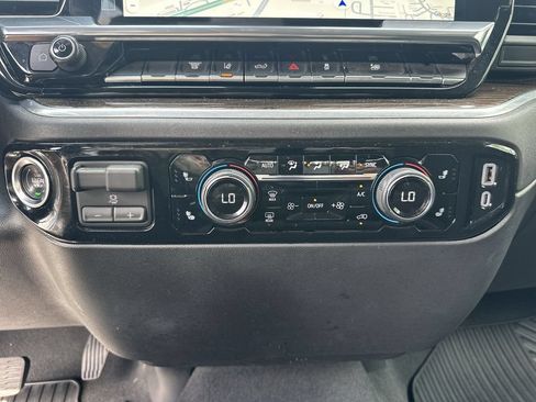 Certified 2025 Chevrolet Silverado 2500 LT w/ Convenience Package AWD/4WD image 34