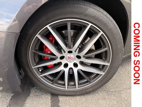 Used 2017 Maserati Ghibli S Q4 AWD/4WD image 4