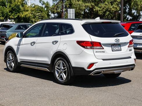 Used 2018 Hyundai Santa Fe Limited AWD/4WD image 2