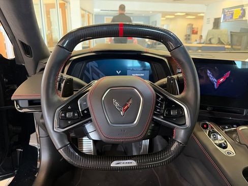Used 2025 Chevrolet Corvette Z06 w/ Stealth Interior Trim Package RWD image 11