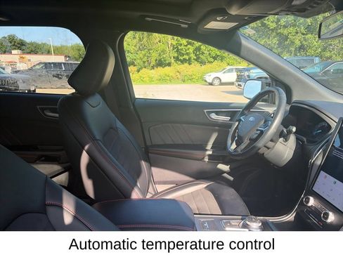 Used 2022 Ford Edge ST-Line AWD/4WD image 15